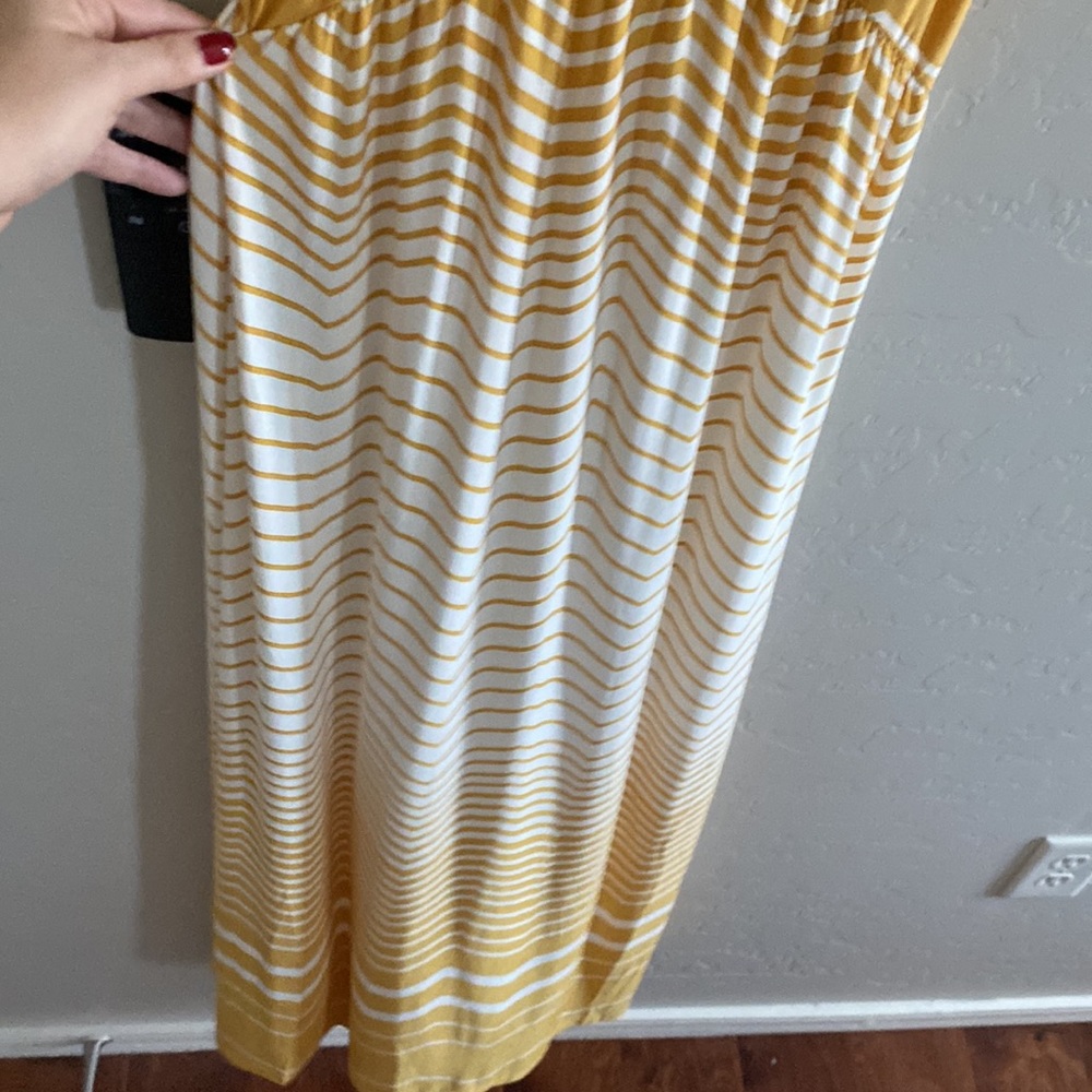 ENTRO Sleeveless Chevron Pattern Maxi Dress Size Small - Picture 9 of 11